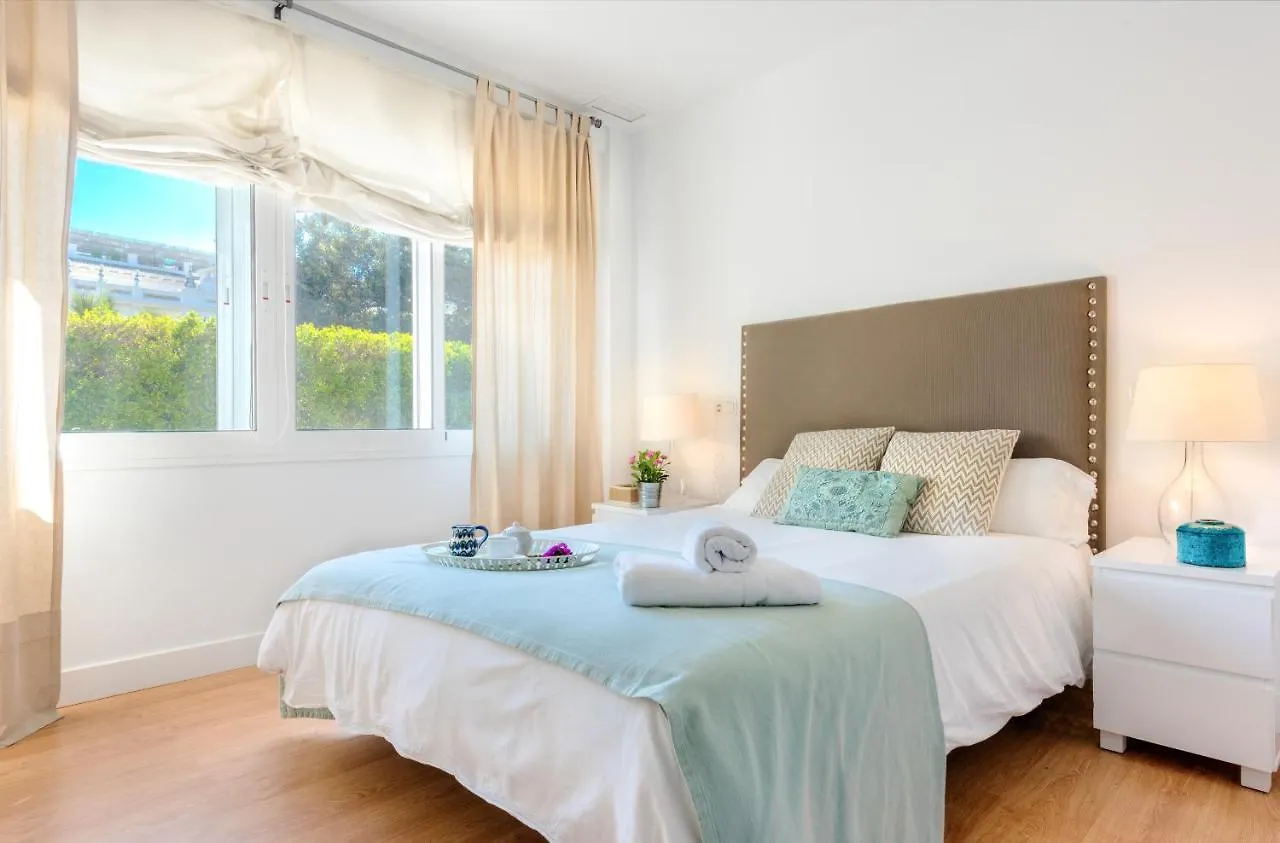 アパート Genteel Home Paseo De Reding マラガ