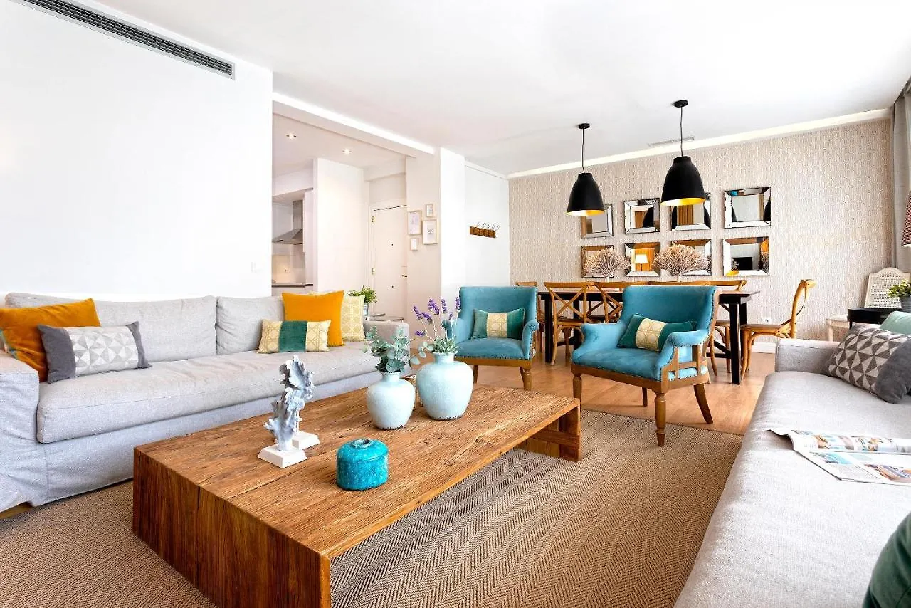 アパート Genteel Home Paseo De Reding マラガ スペイン
